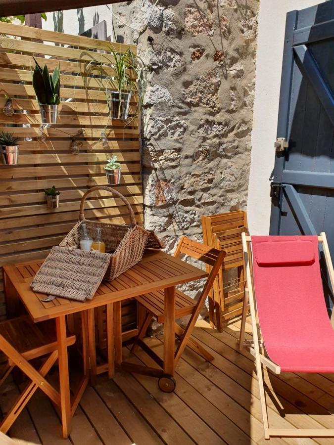 Une Nuit A Bali - Appartement Cocooning Solliès-Toucas Eksteriør billede